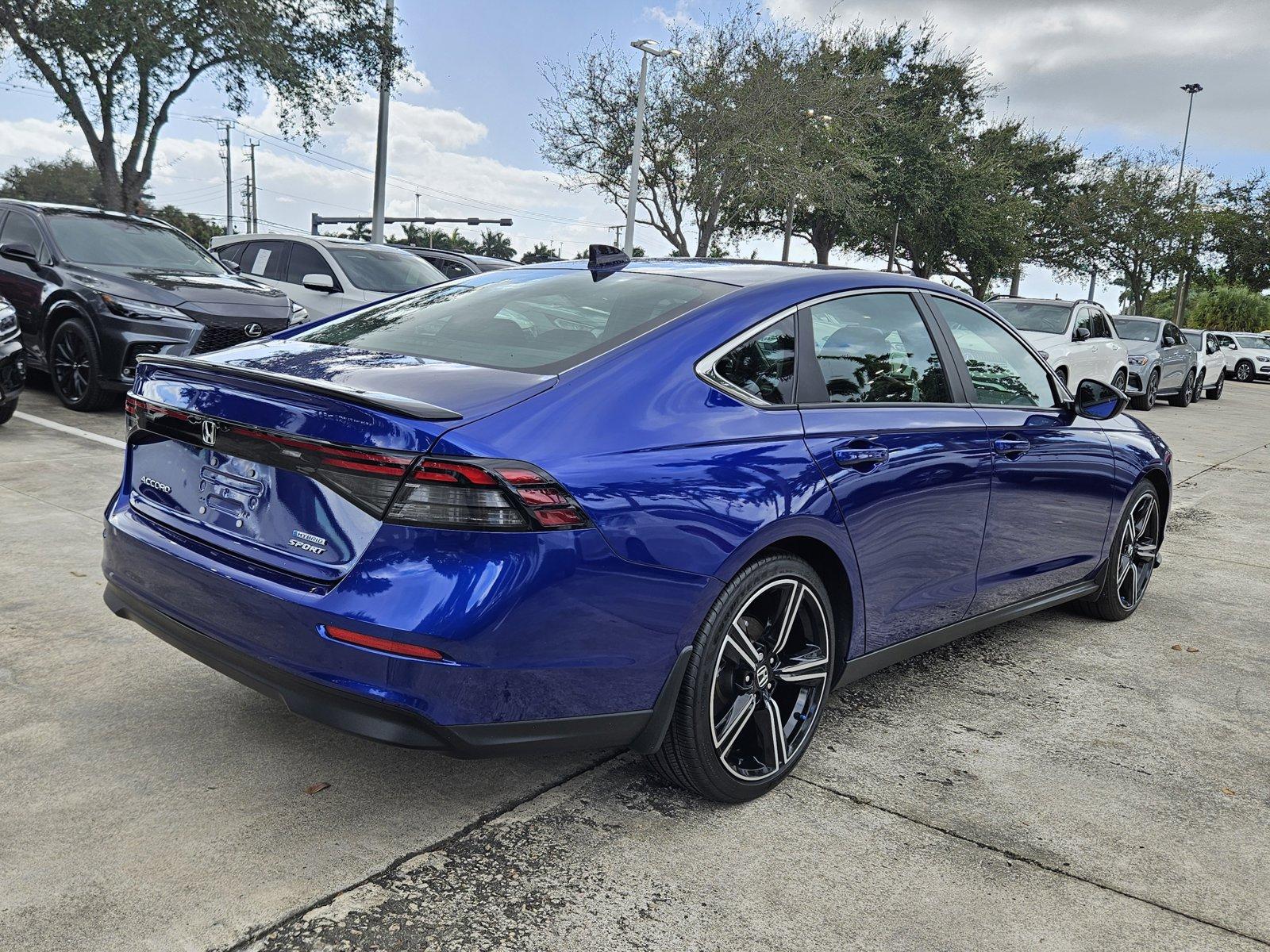 2024 Honda Accord Hybrid Vehicle Photo in Pembroke Pines , FL 33027