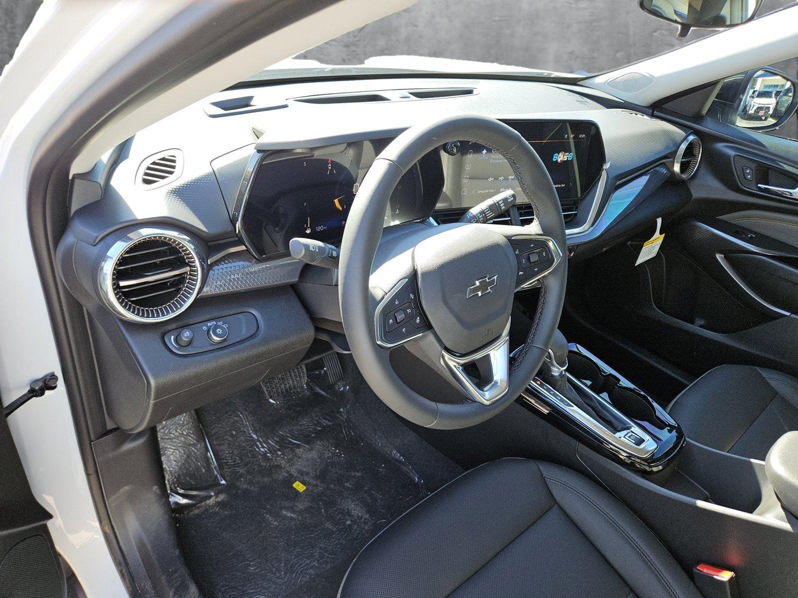 2025 Chevrolet Trax Vehicle Photo in NORTH RICHLAND HILLS, TX 76180-7199