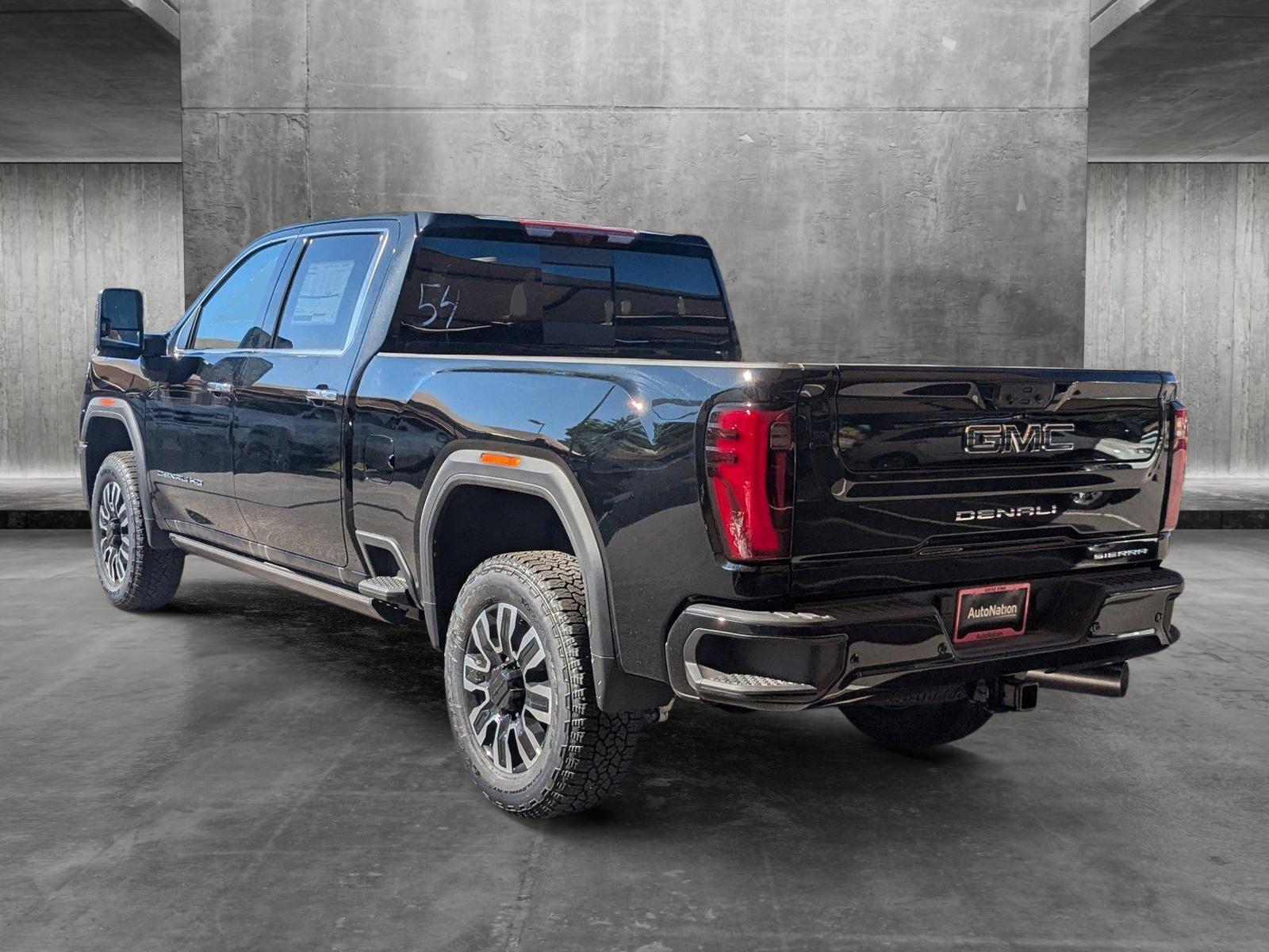 2024 GMC Sierra 2500 HD Vehicle Photo in LONE TREE, CO 80124-2750