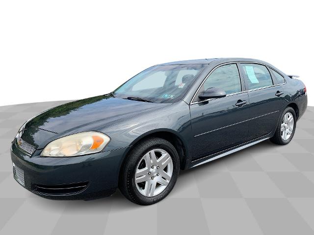 2013 Chevrolet Impala Vehicle Photo in MOON TOWNSHIP, PA 15108-2571