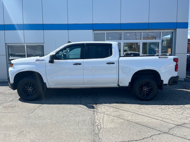 Used 2020 Chevrolet Silverado 1500 Custom with VIN 1GCPYCEF5LZ110581 for sale in New Bethlehem, PA