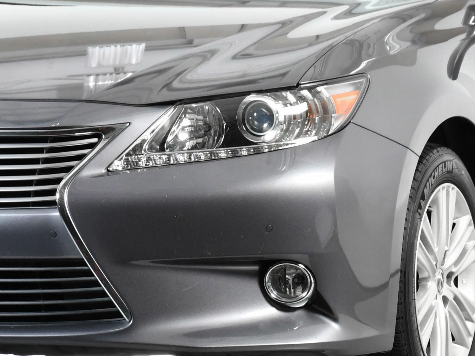 2014 Lexus ES 350 Vehicle Photo in DALLAS, TX 75235