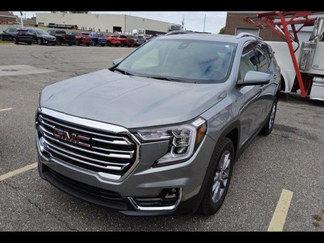 2023 GMC Terrain Vehicle Photo in LEOMINSTER, MA 01453-2952