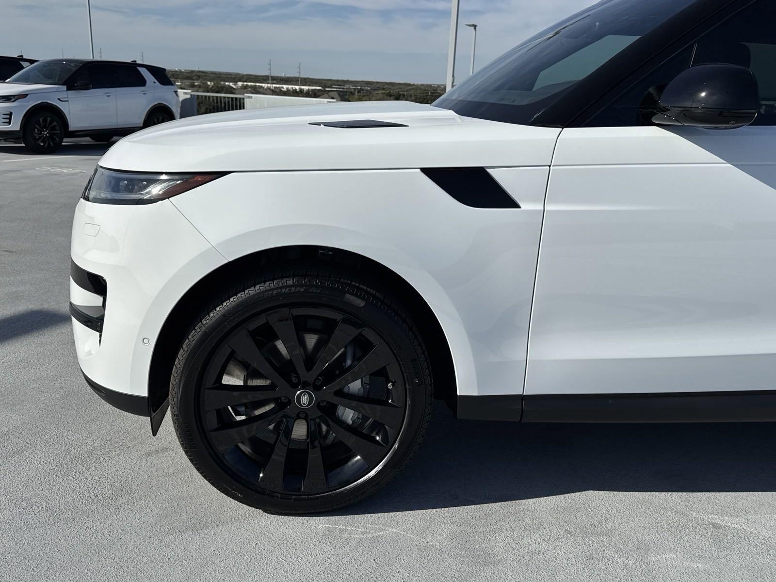 2025 Range Rover Sport Vehicle Photo in AUSTIN, TX 78717