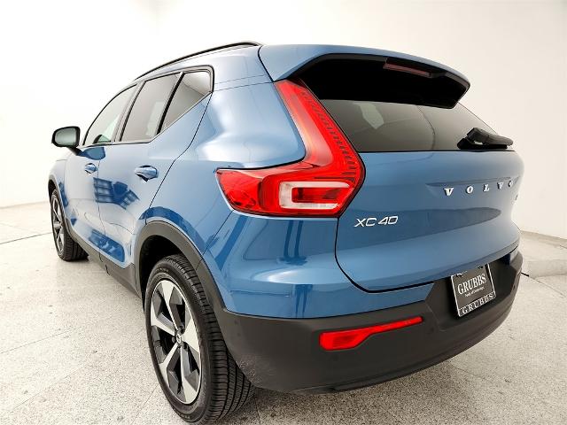 2024 Volvo XC40 Vehicle Photo in Grapevine, TX 76051