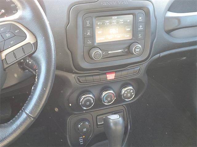 2015 Jeep Renegade Vehicle Photo in GRAND BLANC, MI 48439-8139