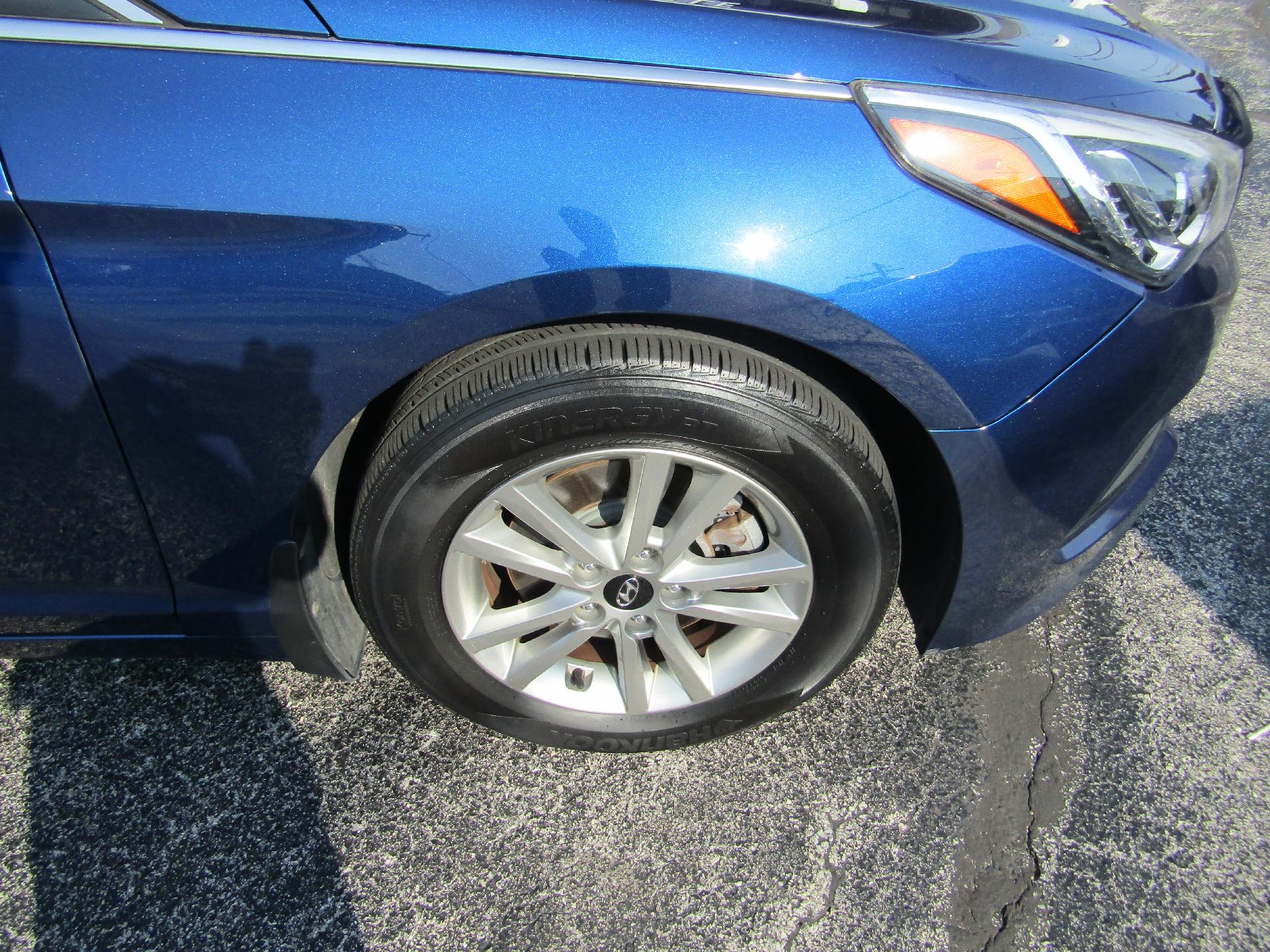 2015 Hyundai Sonata Vehicle Photo in GREENVILLE, OH 45331-1026