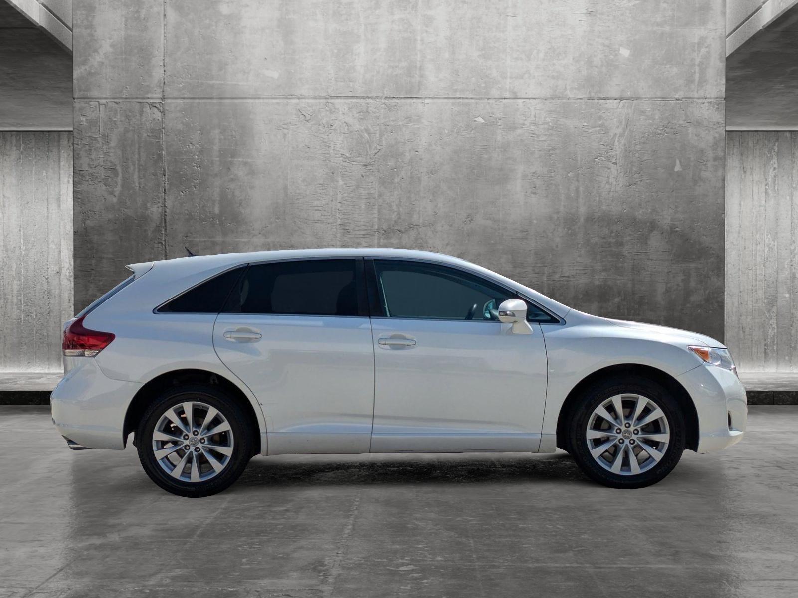 2013 Toyota Venza Vehicle Photo in Tustin, CA 92782