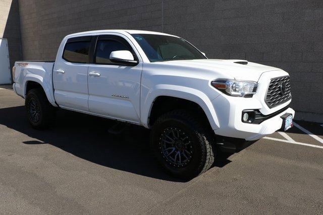 2020 Toyota Tacoma 4WD Vehicle Photo in Salem, OR 97301