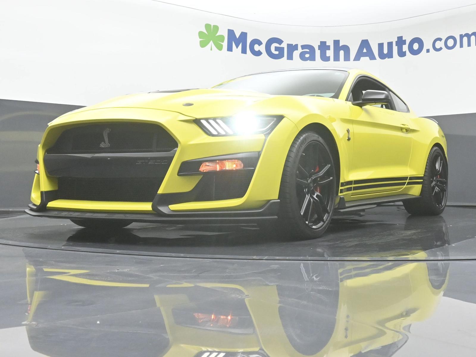 2021 Ford Mustang Vehicle Photo in Cedar Rapids, IA 52402