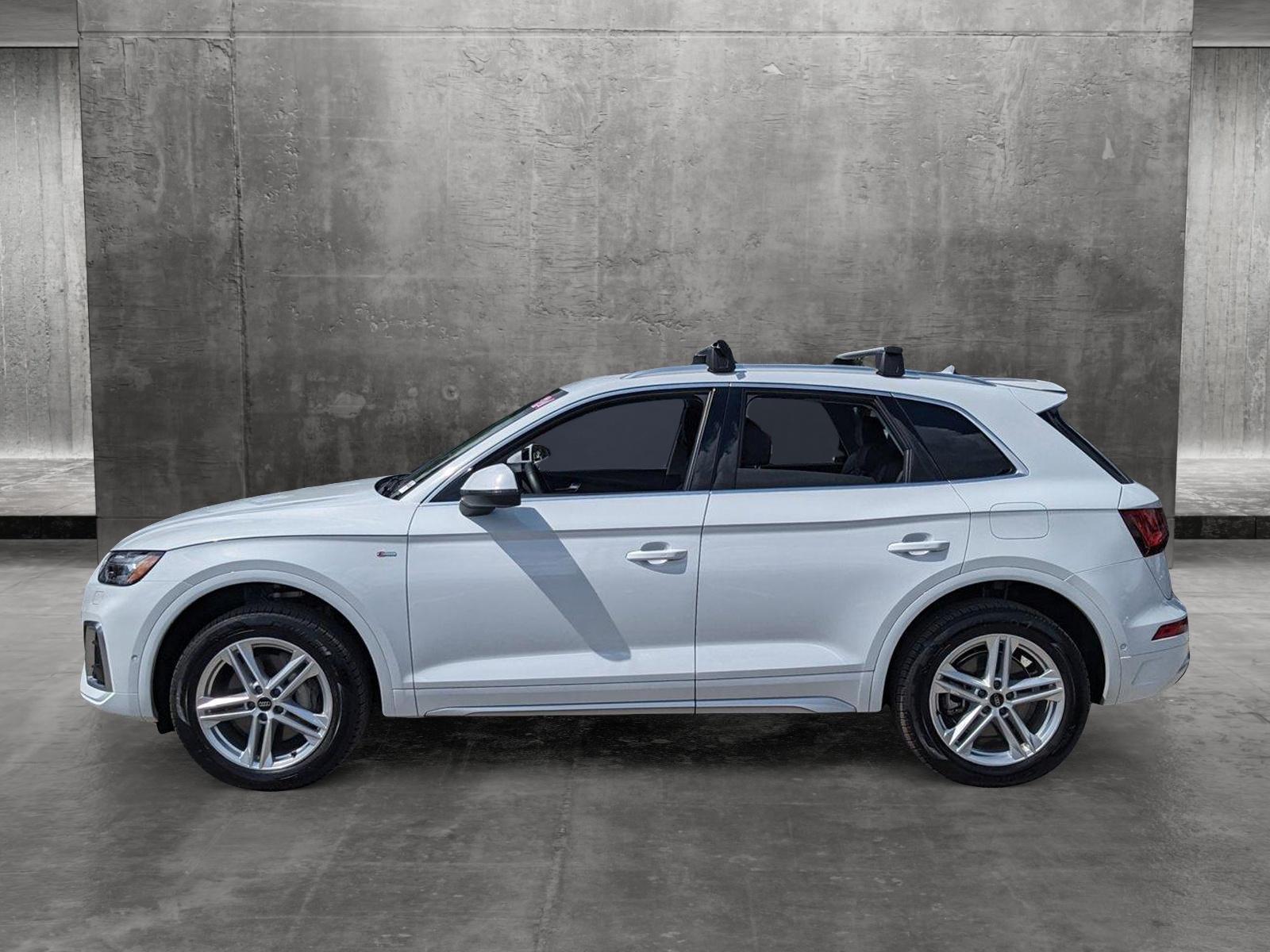 2024 Audi Q5 Vehicle Photo in Tampa, FL 33614