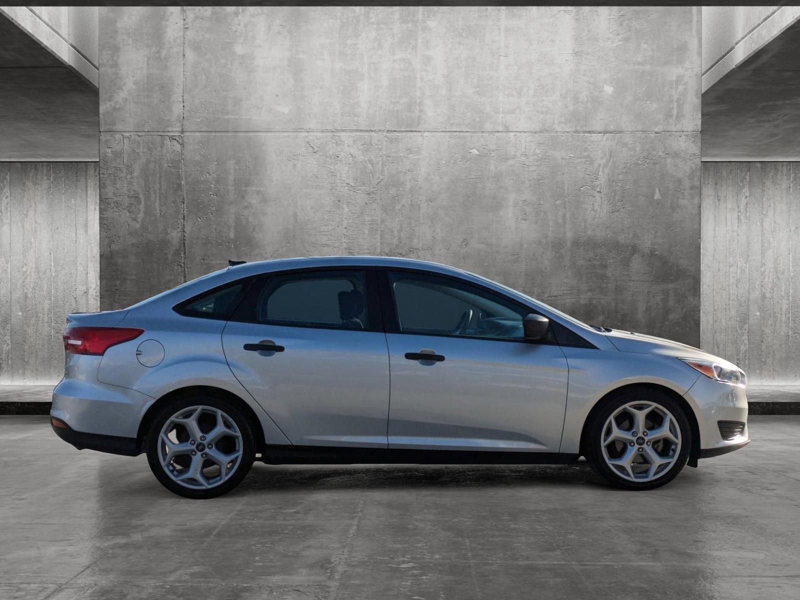 2017 Ford Focus Vehicle Photo in Tustin, CA 92782