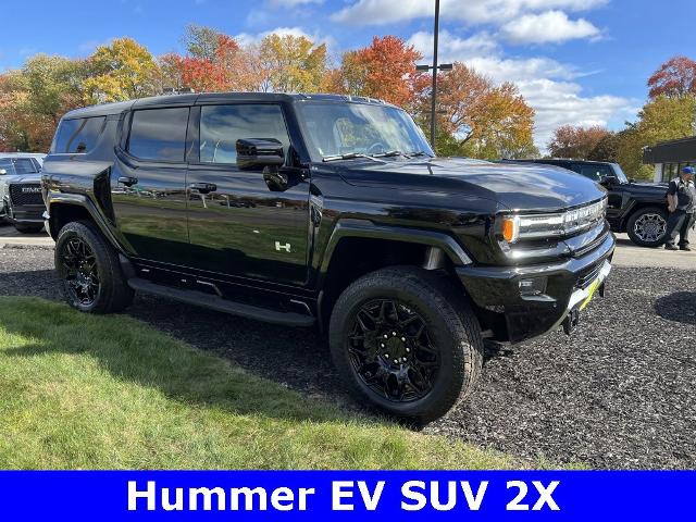 2025 GMC HUMMER EV SUV Vehicle Photo in CHICOPEE, MA 01020-5001