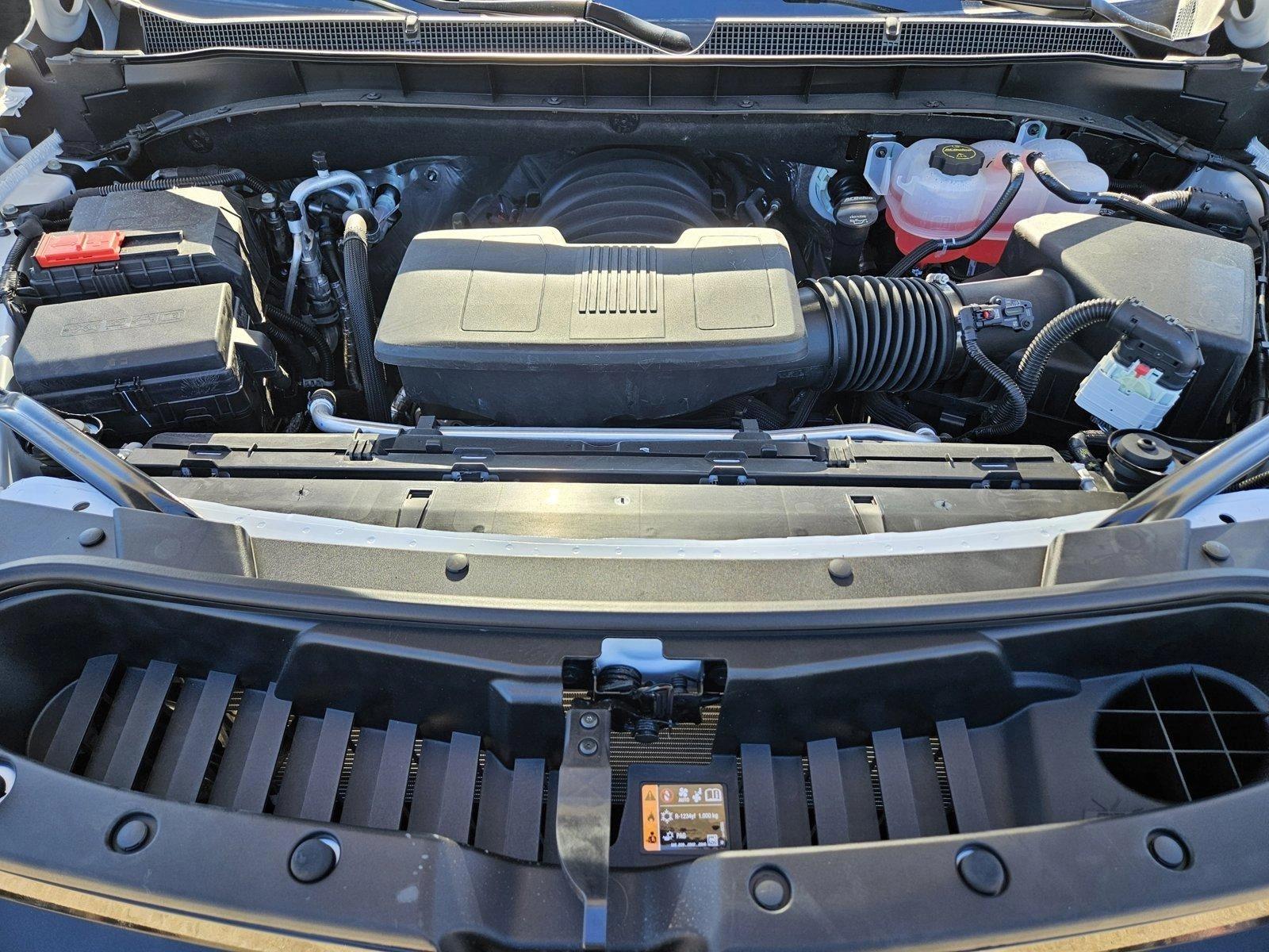 2025 Chevrolet Suburban Vehicle Photo in WACO, TX 76710-2592