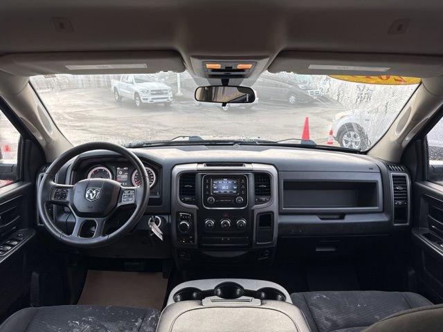 2019 Ram 1500 Classic Vehicle Photo in MEDINA, OH 44256-9631