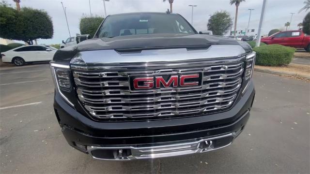 2024 GMC Sierra 1500 Vehicle Photo in GOODYEAR, AZ 85338-1310