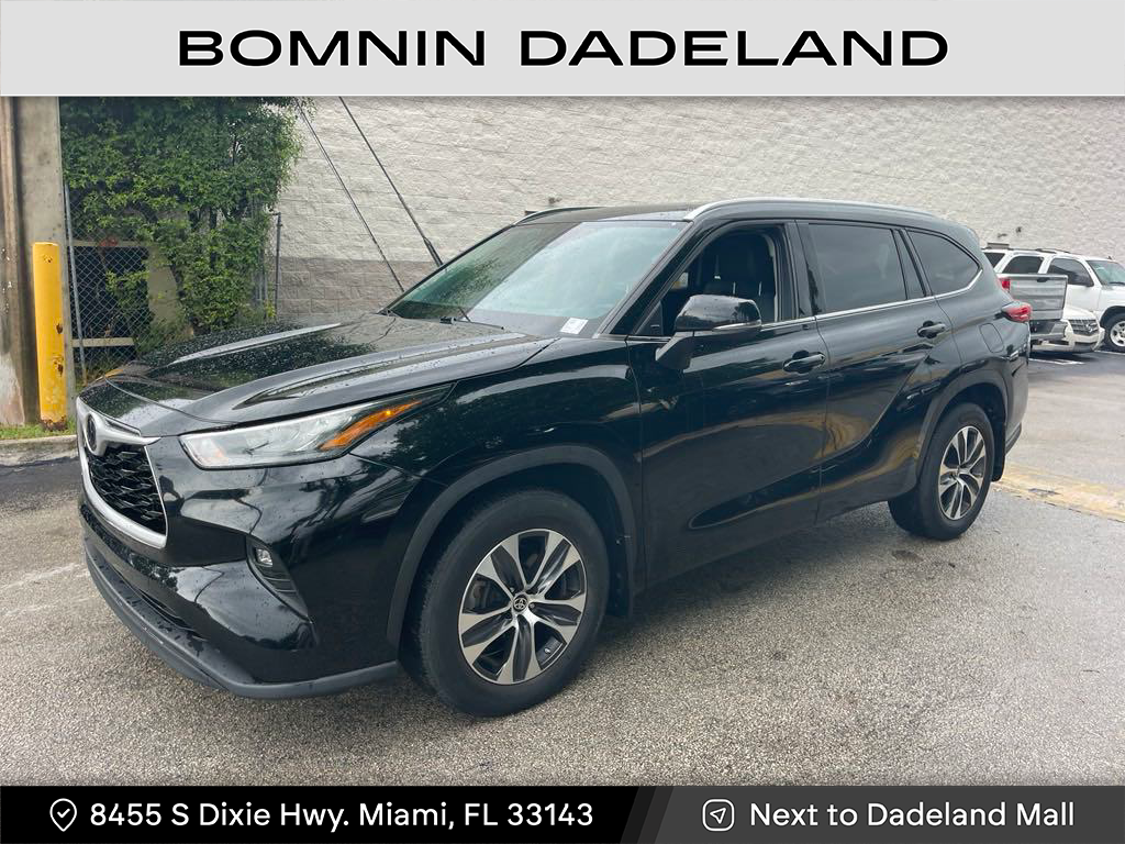 Used 2020 Toyota Highlander XLE with VIN 5TDGZRBH1LS521578 for sale in Miami, FL