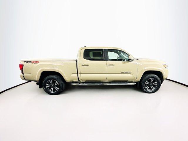 2018 Toyota Tacoma Vehicle Photo in Flemington, NJ 08822