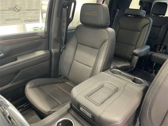 2024 Chevrolet Tahoe Vehicle Photo in BEND, OR 97701-5133