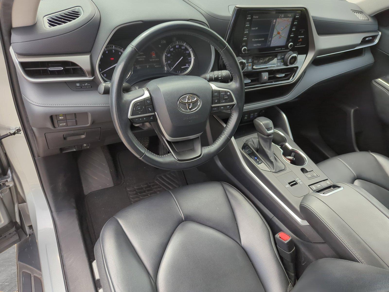 2022 Toyota Highlander Vehicle Photo in Ft. Myers, FL 33907