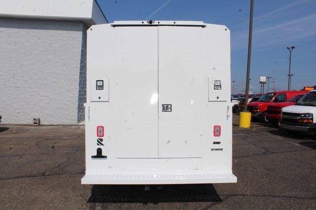 2024 Chevrolet Express Cutaway 3500 Vehicle Photo in SAINT CLAIRSVILLE, OH 43950-8512