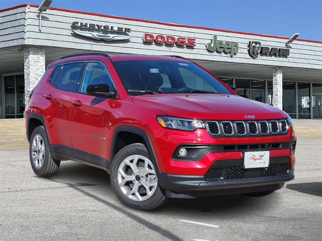 2025 Jeep Compass Vehicle Photo in Ennis, TX 75119-5114