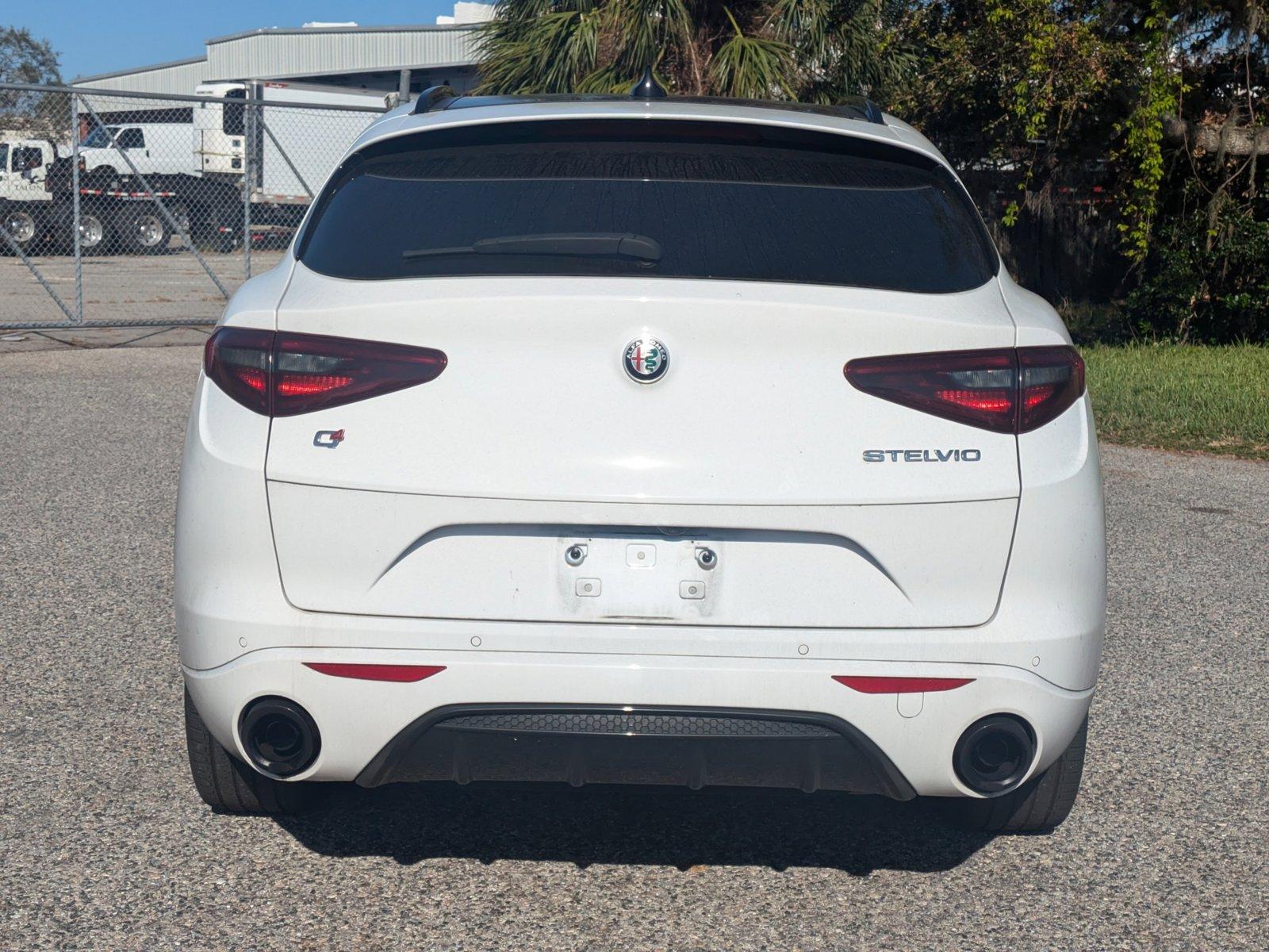 2022 Alfa Romeo Stelvio Vehicle Photo in Sarasota, FL 34231