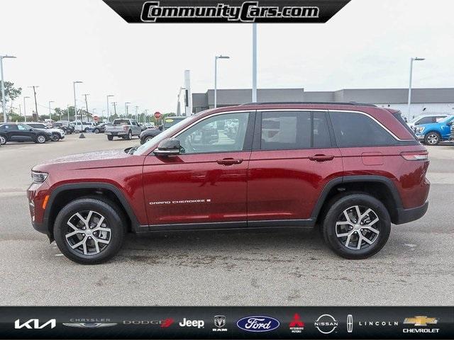 Used 2024 Jeep Grand Cherokee Limited with VIN 1C4RJHBG7RC179419 for sale in Bloomington, IN