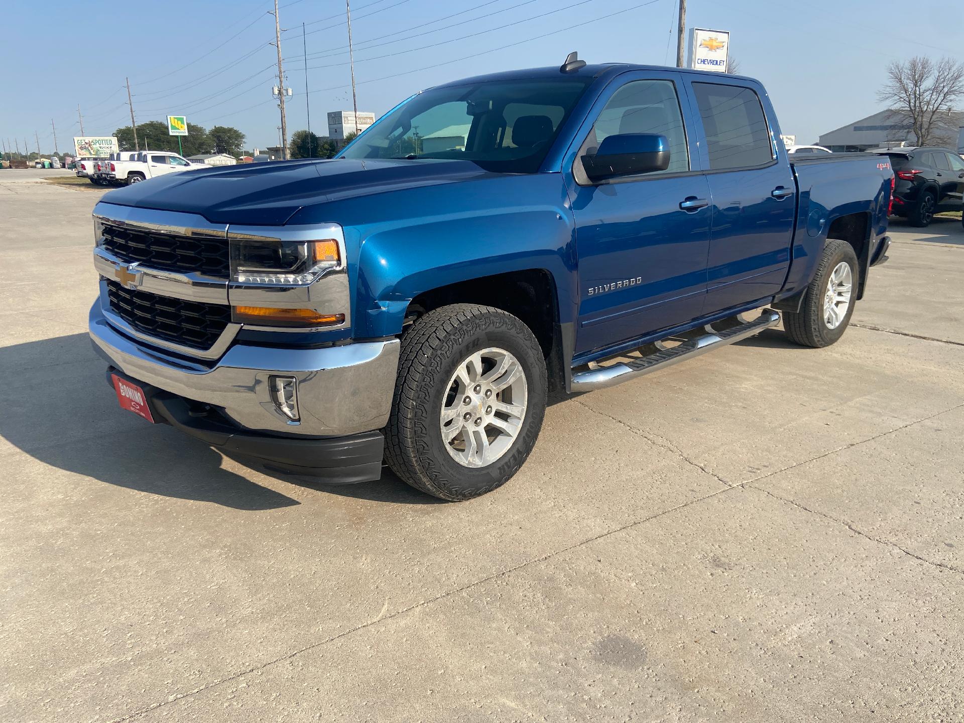 Used 2018 Chevrolet Silverado 1500 LT with VIN 3GCUKREC0JG238723 for sale in Sac City, IA