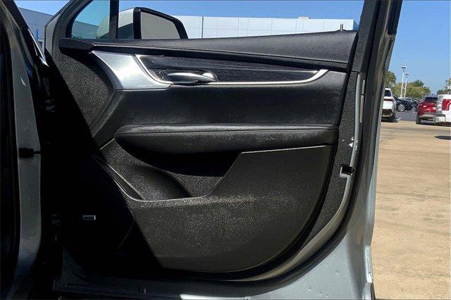 2023 Cadillac XT5 Vehicle Photo in TOPEKA, KS 66609-0000