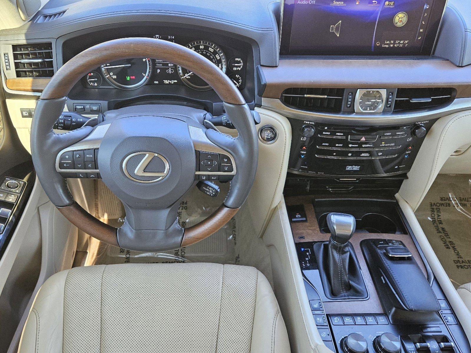 2019 Lexus LX 570 Vehicle Photo in FORT WORTH, TX 76132