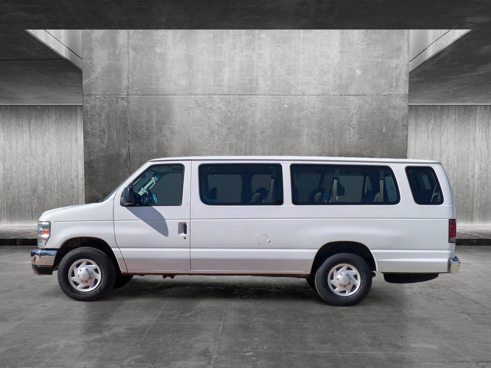 2008 Ford Econoline Wagon Vehicle Photo in Tustin, CA 92782