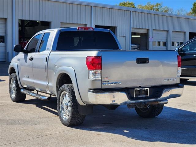 2012 Toyota Tundra 4WD Truck Vehicle Photo in GAINESVILLE, TX 76240-2013