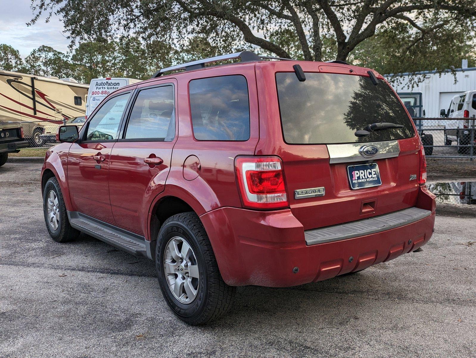 2011 Ford Escape Vehicle Photo in Jacksonville, FL 32244