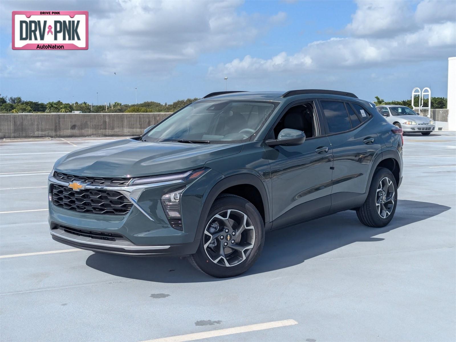 2025 Chevrolet Trax Vehicle Photo in PEMBROKE PINES, FL 33024-6534