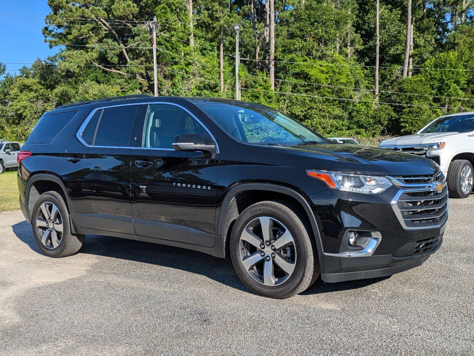 Used 2021 Chevrolet Traverse 3LT with VIN 1GNERHKW5MJ172656 for sale in Ravenel, SC