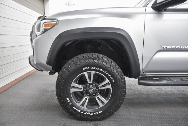 2018 Toyota Tacoma Vehicle Photo in AKRON, OH 44303-2330