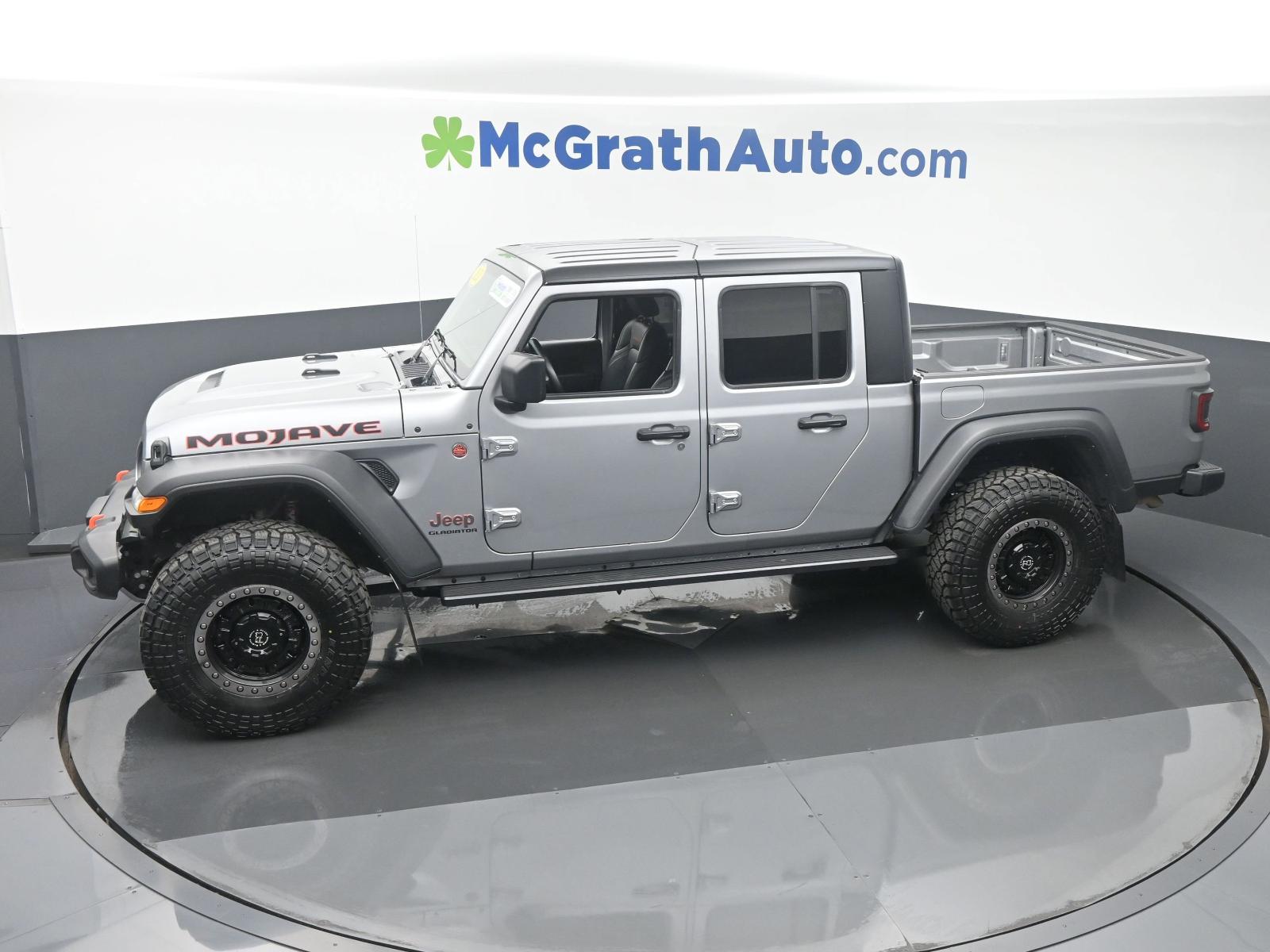 2021 Jeep Gladiator Vehicle Photo in Marion, IA 52302