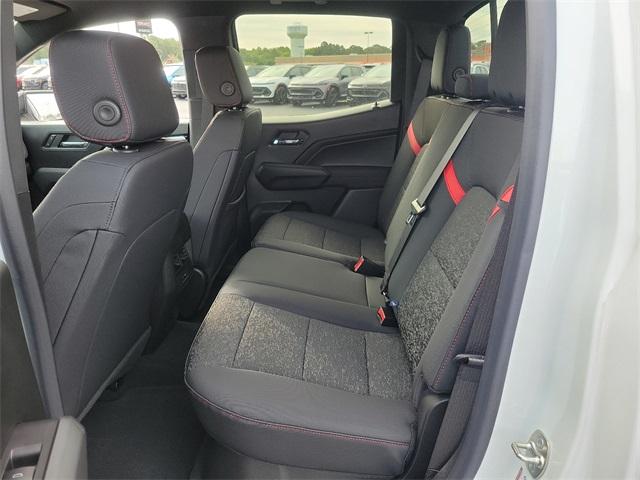 2024 Chevrolet Colorado Vehicle Photo in LEWES, DE 19958-4935