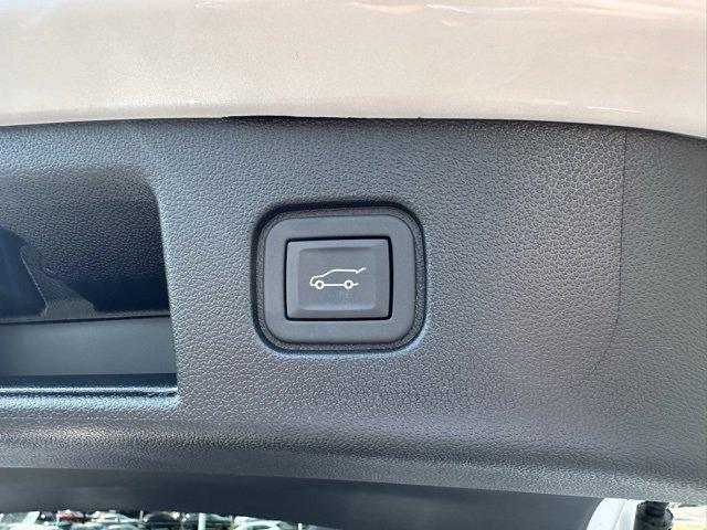 2024 Chevrolet Blazer EV Vehicle Photo in NEWBERG, OR 97132-1927