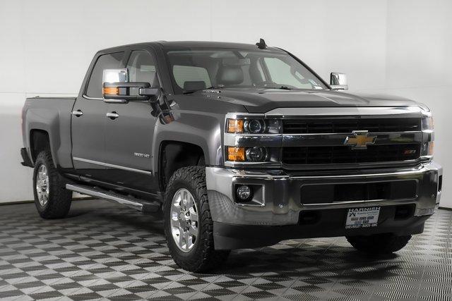 2015 Chevrolet Silverado 3500HD Built After Aug 14 Vehicle Photo in PUYALLUP, WA 98371-4149