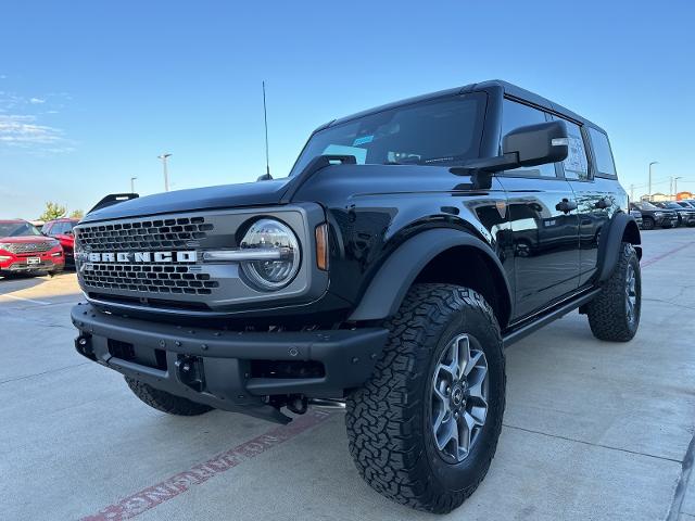 2024 Ford Bronco Vehicle Photo in Terrell, TX 75160