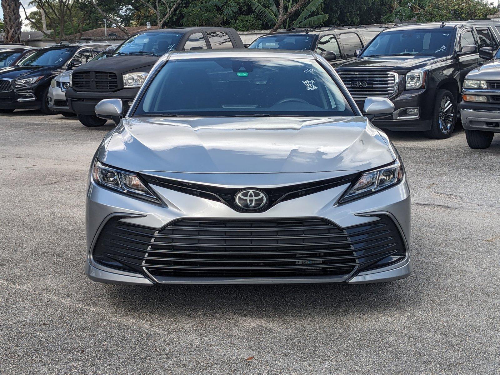 2021 Toyota Camry Vehicle Photo in GREENACRES, FL 33463-3207