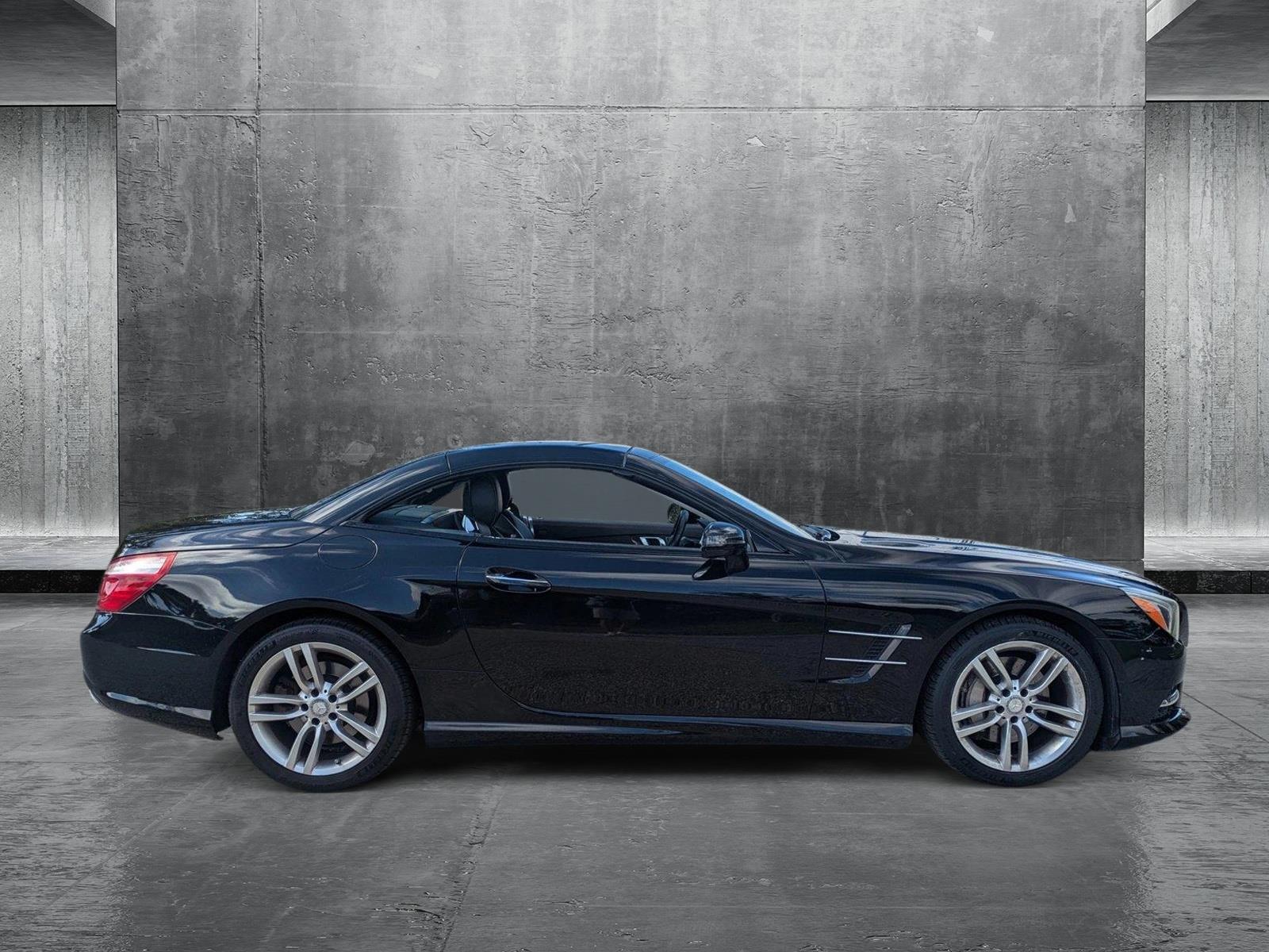 2013 Mercedes-Benz SL-Class Vehicle Photo in Sarasota, FL 34231