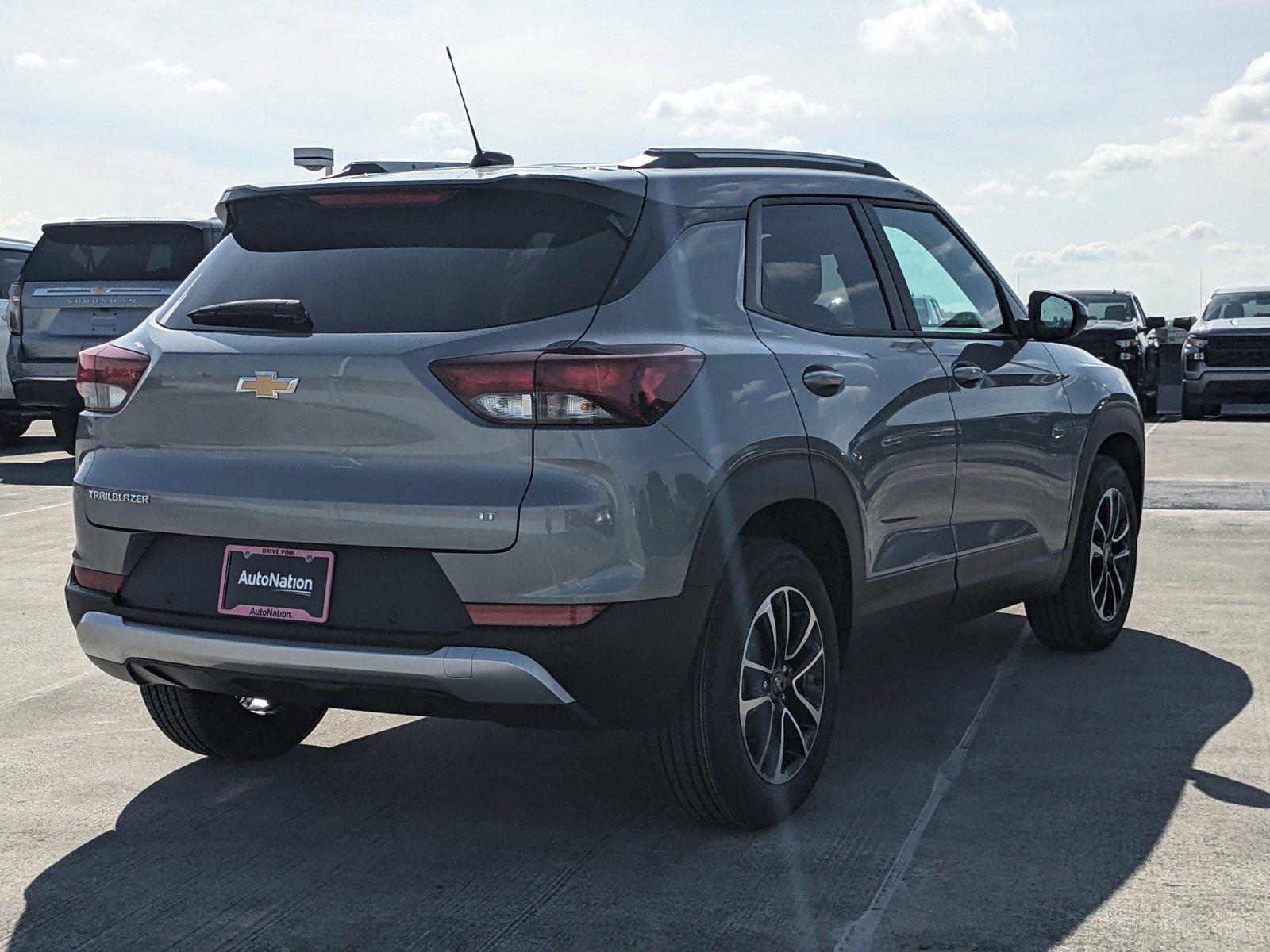 2025 Chevrolet Trailblazer Vehicle Photo in MIAMI, FL 33172-3015