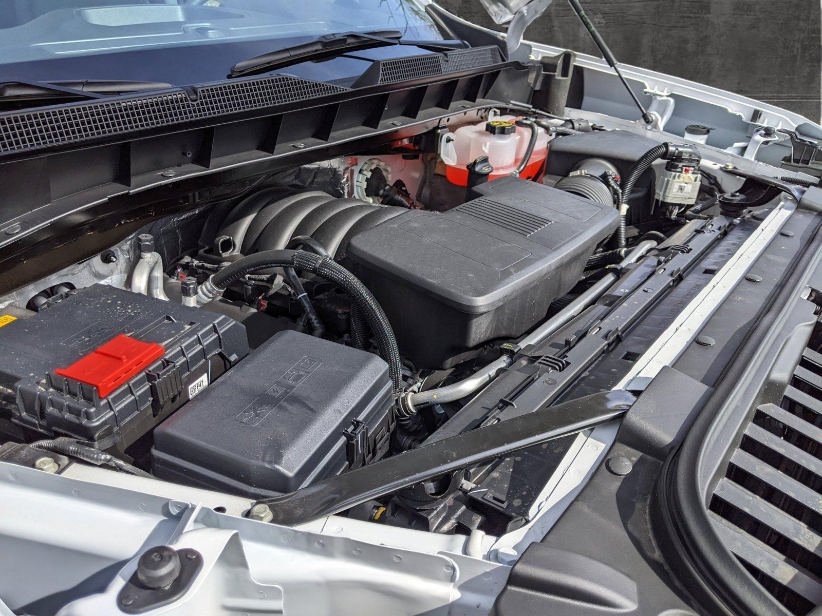 2024 Chevrolet Silverado 1500 Vehicle Photo in TIMONIUM, MD 21093-2300