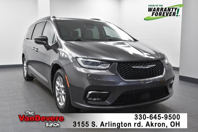 2021 Chrysler Pacifica Vehicle Photo in Akron, OH 44312