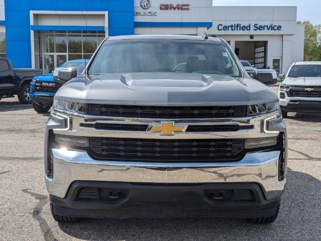 Used 2021 Chevrolet Silverado 1500 LT with VIN 1GCUYDED0MZ371240 for sale in Greenville, MI