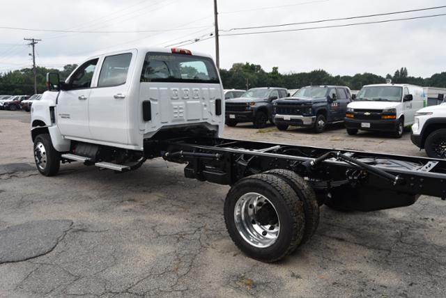 2024 Chevrolet Silverado 6500 HD Vehicle Photo in WHITMAN, MA 02382-1041