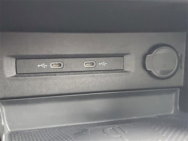 2022 Volkswagen Taos Vehicle Photo in GRAND BLANC, MI 48439-8139